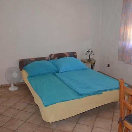 Apartmani Kemac Stara Novalja Kültér fotó