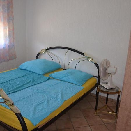 Apartmani Kemac Stara Novalja Kültér fotó