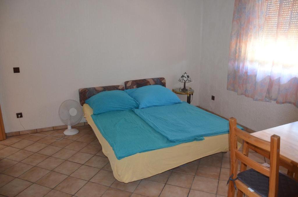 Apartmani Kemac Stara Novalja Kültér fotó