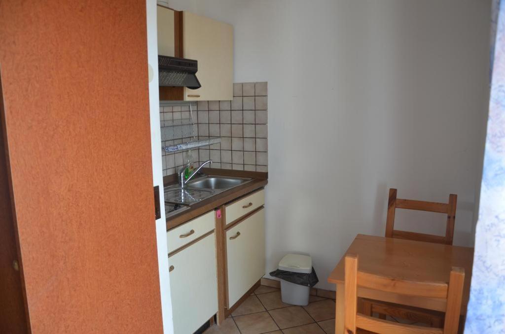 Apartmani Kemac Stara Novalja Kültér fotó